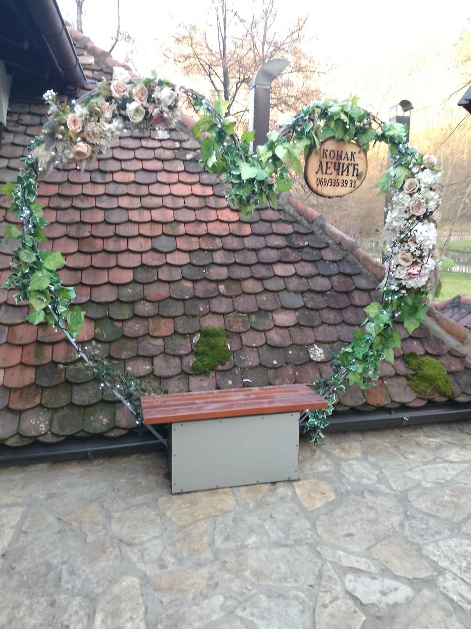 Konak Lecic Trsic Dış mekan fotoğraf